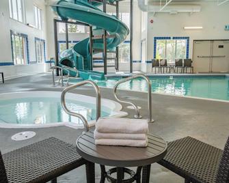 Canalta Cochrane - Cochrane - Piscina