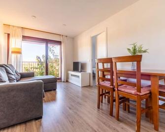 Apartment Marina Pándols by Interhome - Torredembarra - Salon