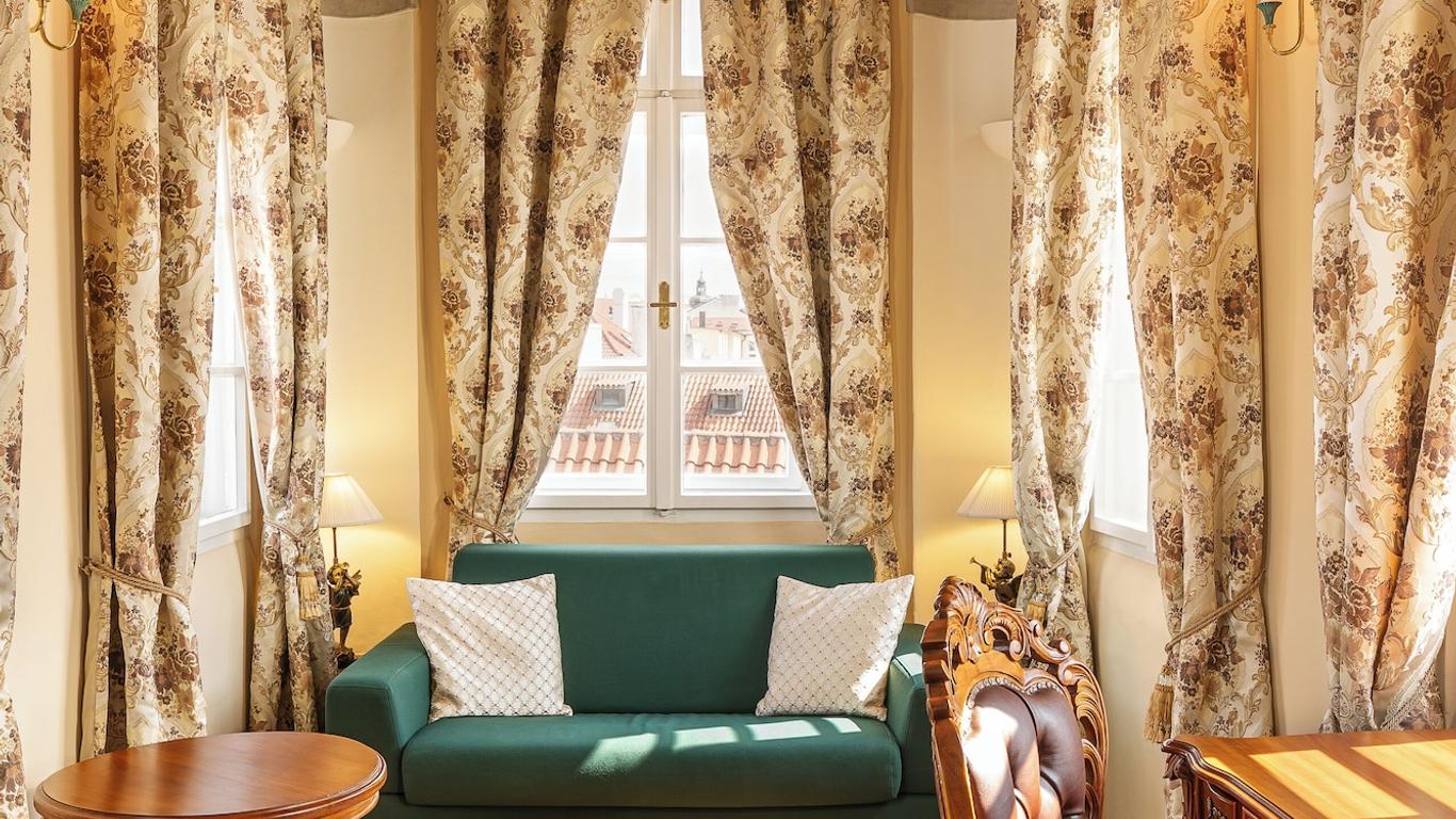 Iron Gate Hotel & Suites Prague By Bhg