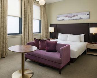 Hotel Savoy Kansas City, Tapestry Collection by Hilton - Kansas City - Kamar Tidur