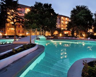 Ljuljak - Golden Sands - Pool