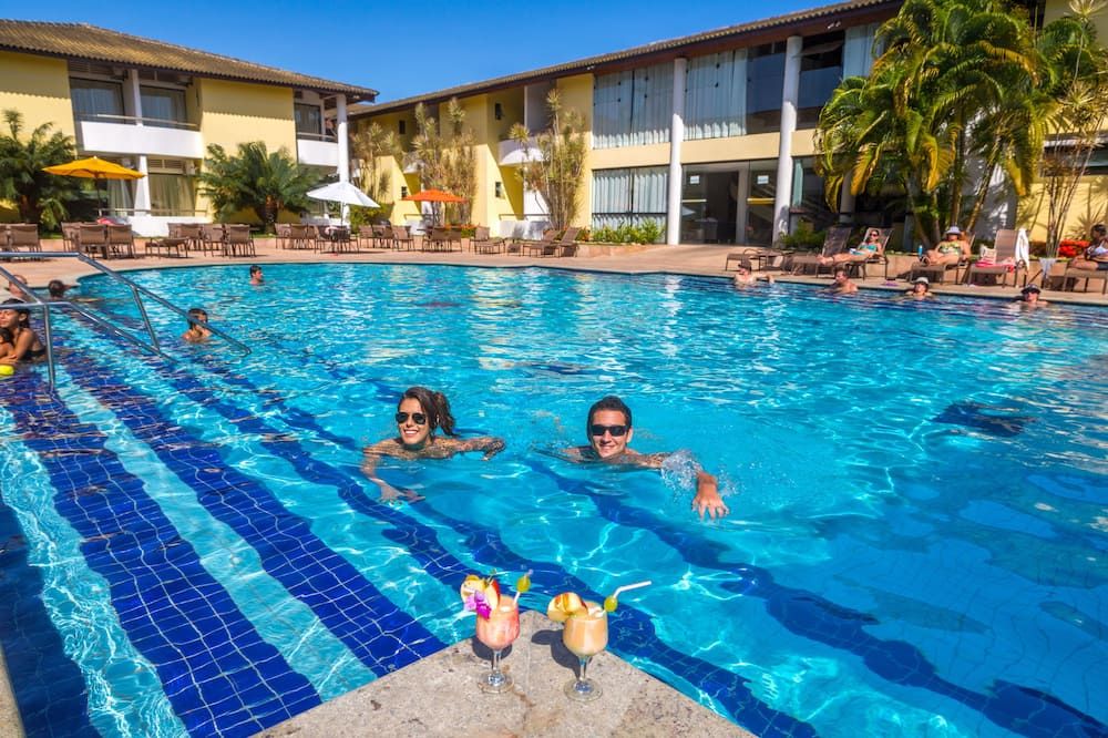 ترانسوكينكو برايا هوتل - بورتو سيغورو - حوض السباحة