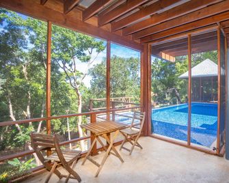 Casa Catarata 3 Bedroom Home by RedAwning - Coxen Hole - Pool