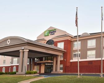 Holiday Inn Express & Suites Selma - Selma - Gebäude
