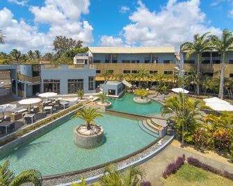 Be Cosy Apart Hotel With Lov - Trou Aux Biches - Pool