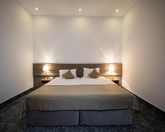 Hotel Queen Vera - Constanţa - Bedroom