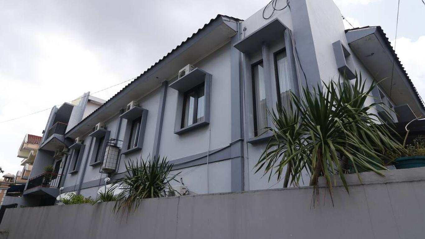 RedDoorz Plus near Undip Tembalang