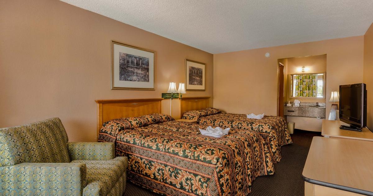 Bayside Inn Pinellas Park - Clearwater . Pinellas Park Hotel Deals