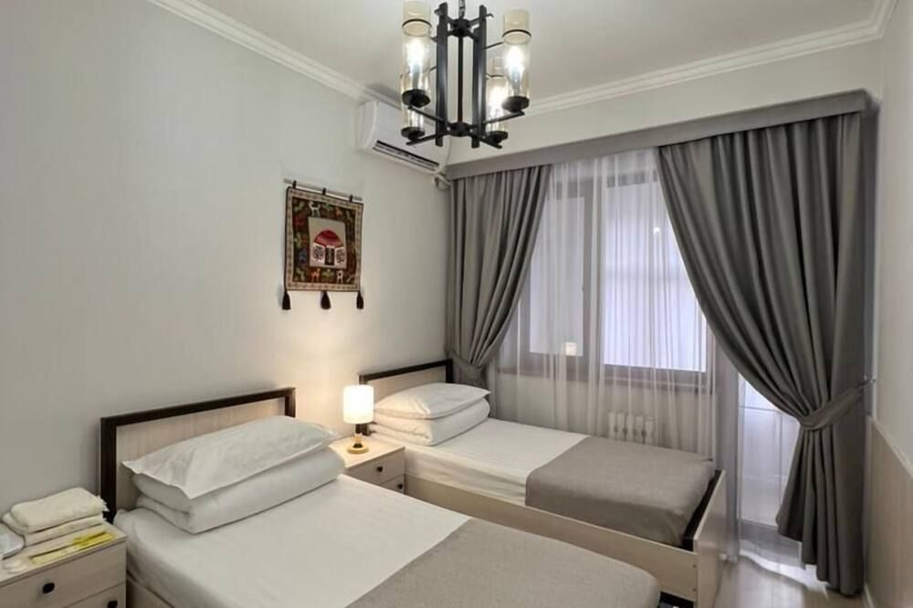 كومباس هوستل سيديكوفا - بيشكيك - غرفة نوم