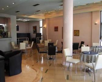 New Heaven Hotel - Sarandë - Restaurant