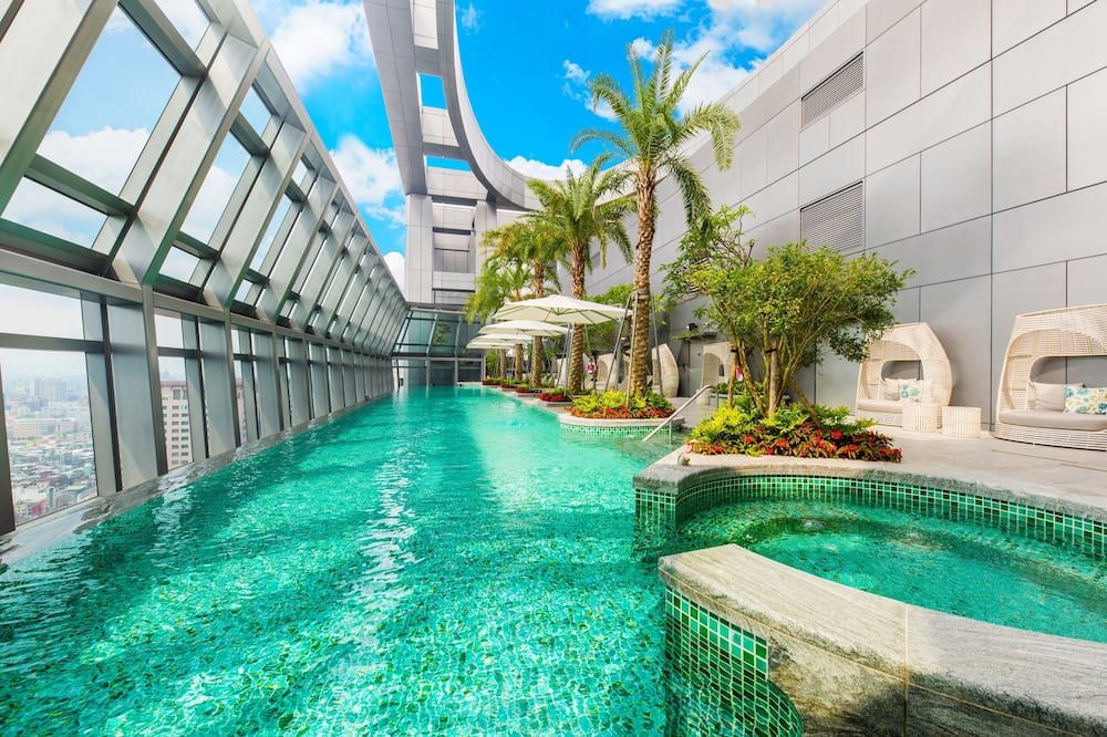 Caesar Park Hotel Banqiao - באנסיאו סיטי - בריכה