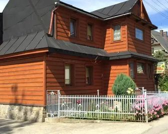 Babiarzowie - Białka Tatrzańska - Budova