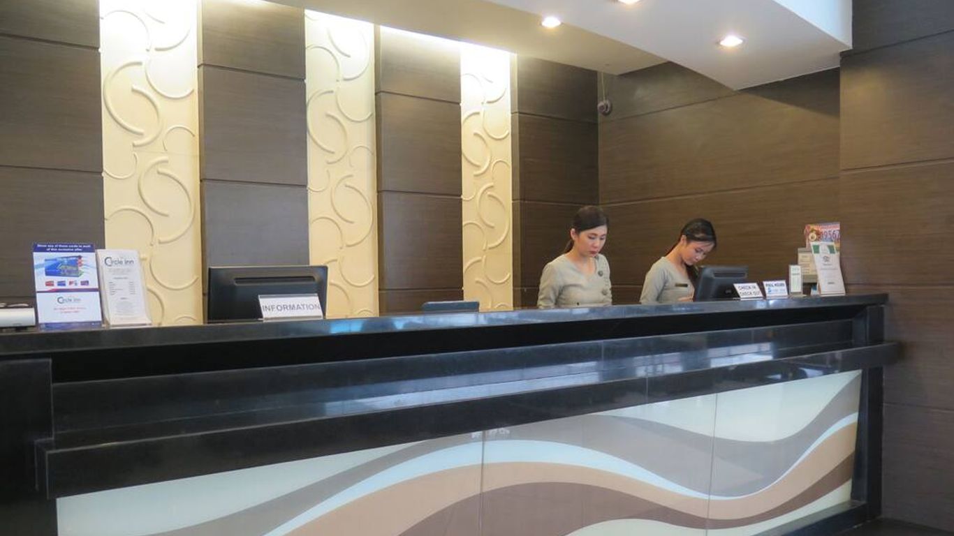 Circle Inn - Iloilo City Center