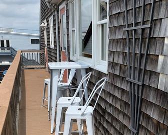 Creating Space Guest Suite Two - Marshfield - Balcony