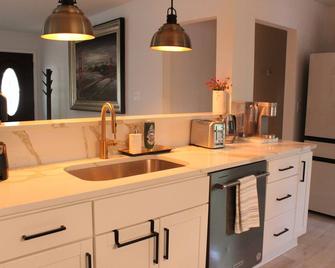 Southern Elegance Gateway - McDonough - Cocina