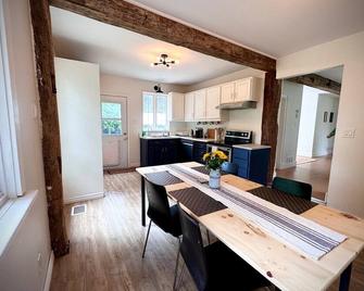 Cottage Retreat on 11 Acres - Flesherton - Cocina