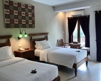 Aonang Colors Hotel Krabi - Krabi - Bedroom
