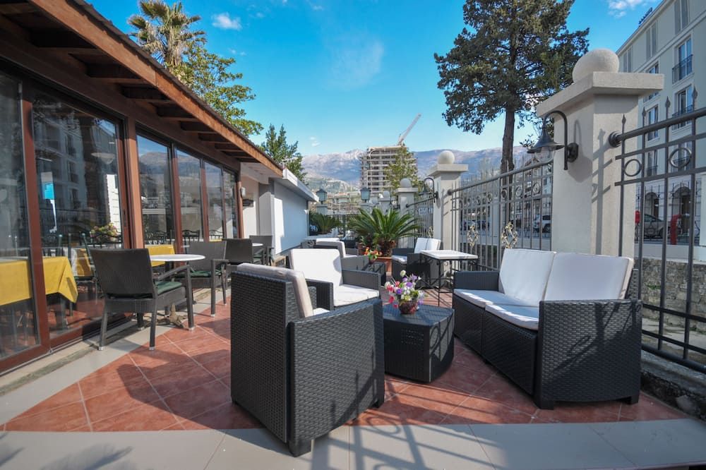 Hotel Oaza - בודווה - מרפסת