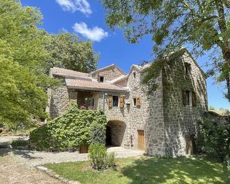 House of character in the heart of Larzac Templar country - La Cavalerie
