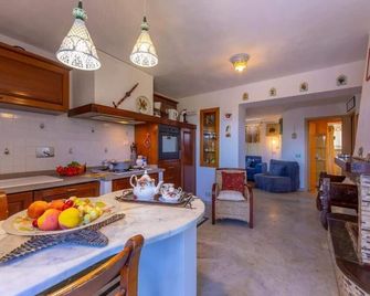 Casa Fra Gli Ulivi - Ameglia