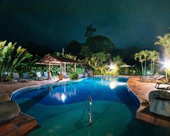Casa Luna Hotel & Spa - ลา ฟอร์ตูนา - สระว่ายน้ำ
