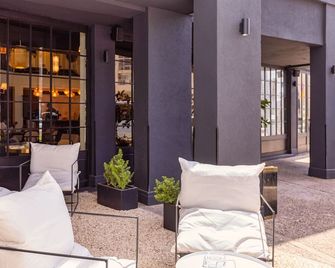 Villa Brown Tel-Aviv, a member of Brown Hotels - Tel Aviv - Patio