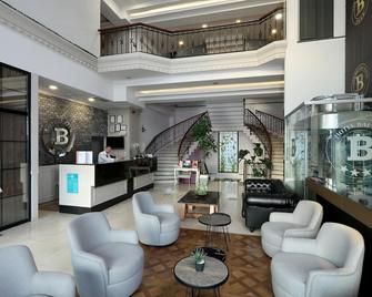 New Balturk Hotel Izmit - İzmit - Recepción