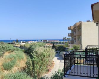 Fani's Family House - Ierápetra - Balcony