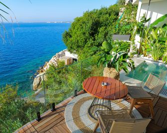Hotel Miramare - Vlorë - Varanda
