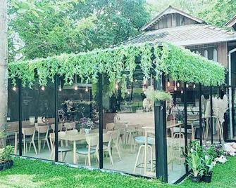 Siam Pavilion Resort - Sop Poeng - Patio
