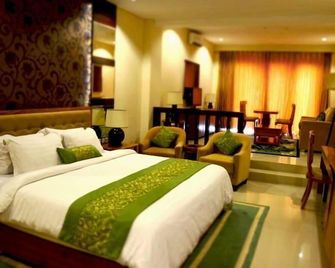 Gran Surya Hotel - Banjar - Bedroom