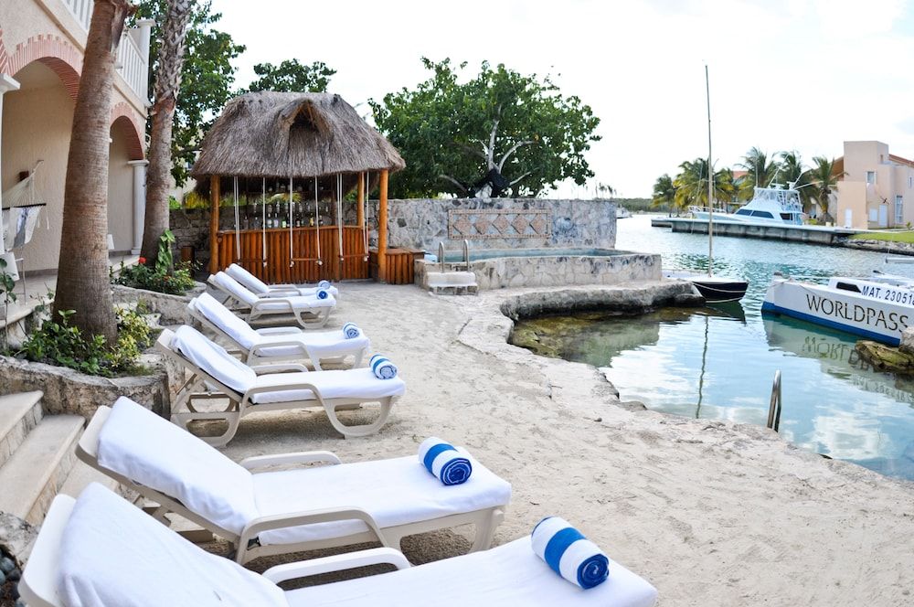 Chez Waffle Hotel - Puerto Aventuras - Lounge