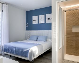 Nerja Casual Rooms - Nerja - Bedroom