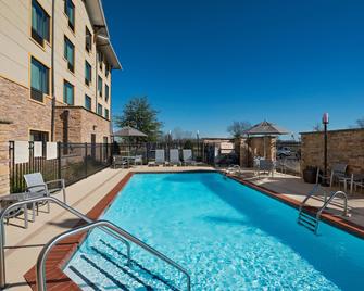 TownePlace Suites by Marriott Monroe - Monroe - Piscina