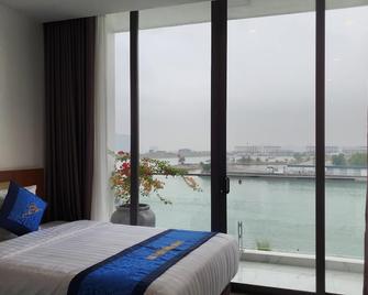 Ha Long Land Hotel - Ha Long - Yatak Odası