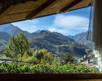 Hotel Lo Fleyé - Saint-Pierre - Балкон