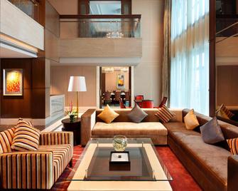 Sheraton Guangzhou Hotel - Guangzhou - Living room