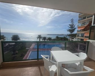 Comodoro - Los Cristianos - Varanda