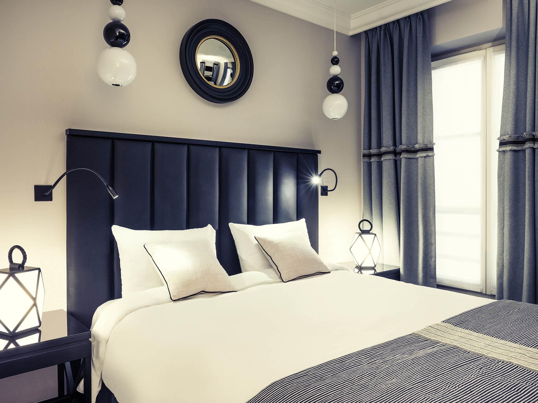 ميركيور باريس أرك دو ترايمف واجرام