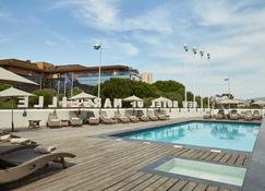 New Hotel of Marseille - มาร์เซย์ - สระว่ายน้ำ