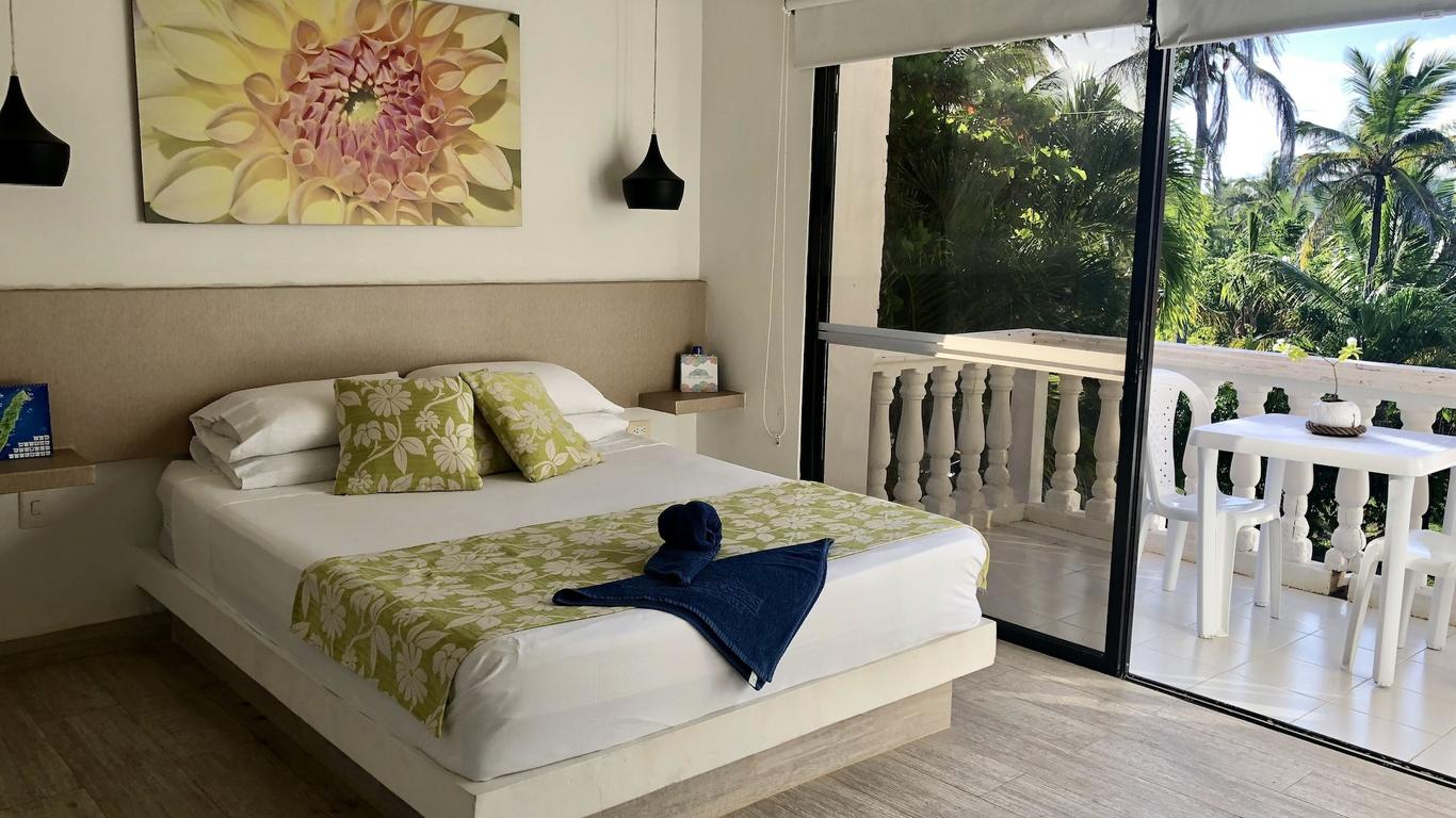 Casa de las Flores tropical