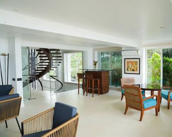 The Beach House Goa - Colva - Lounge