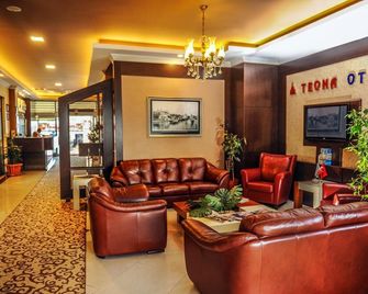 Teona Hotel - İzmit - Lobby