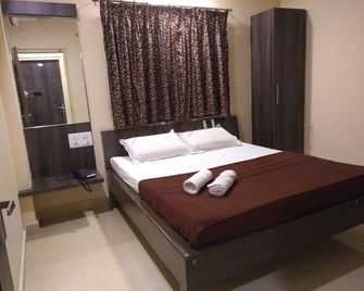 Hotel Lakshmi Grand - Visakhapatnam - Habitación