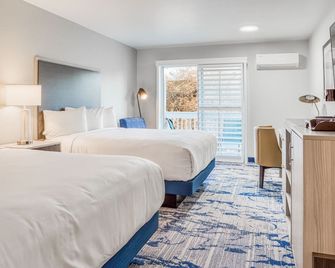 Creekside Inn Downtown - Cambria - Bedroom