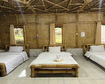 Puncak Darajat Highland - Garut - Bedroom