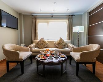 Gran Hotel Cochabamba - Cochabamba - Schlafzimmer