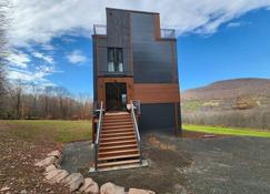 Modern Mountain House Catskills - Denver - Building