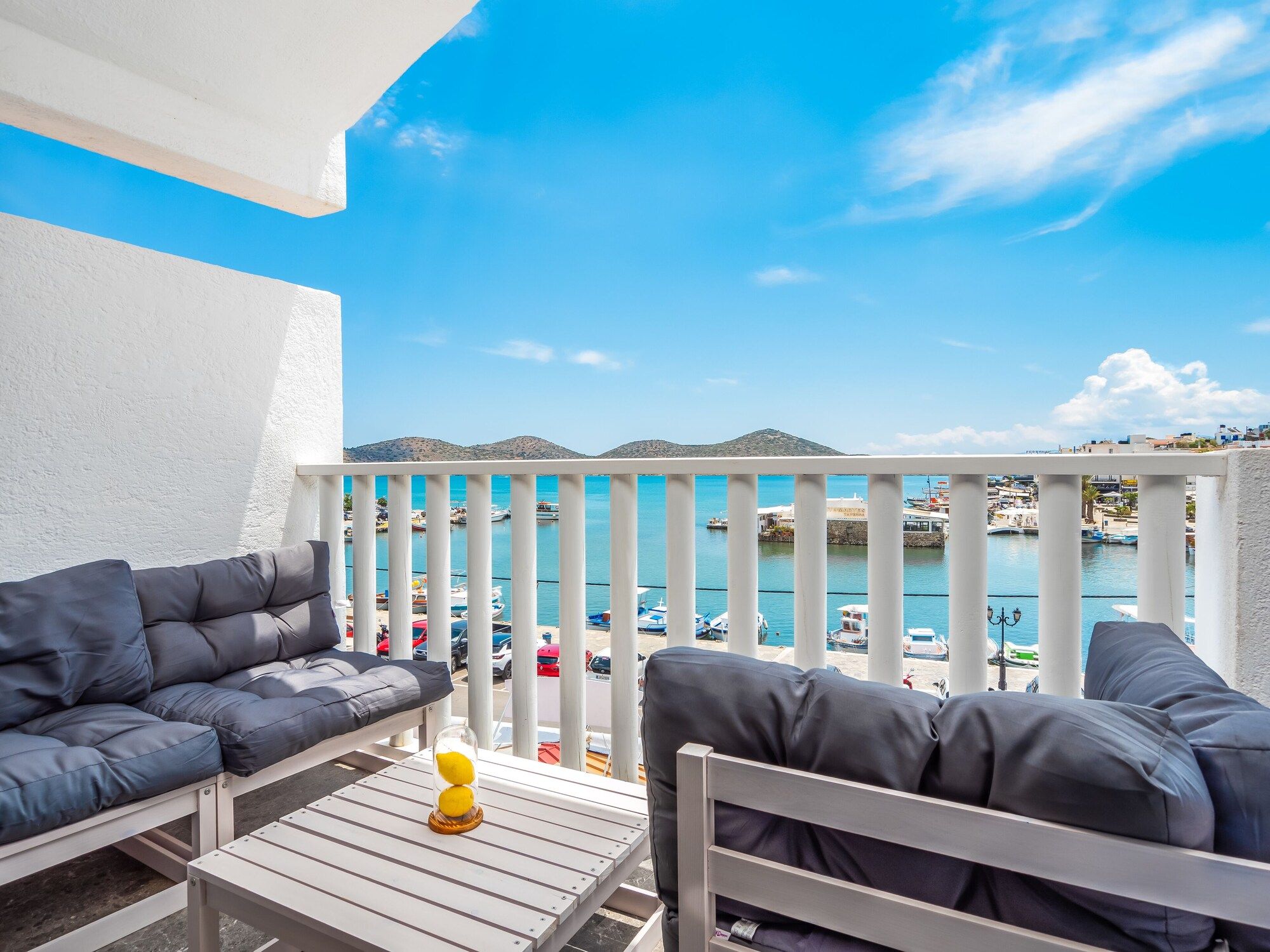 كاليبسو سويتس هوتل - لبالغين فقط