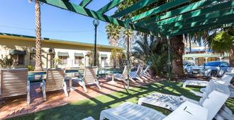 Elkira Court Motel - Alice Springs - Piscina